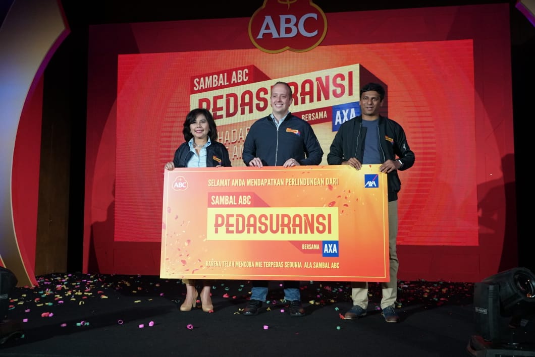 Sambal ABC Mempersembahkan Asuransi Pedas Pertama di Dunia Bersama AXA Financial Indonesia di Ubud Food Festival
